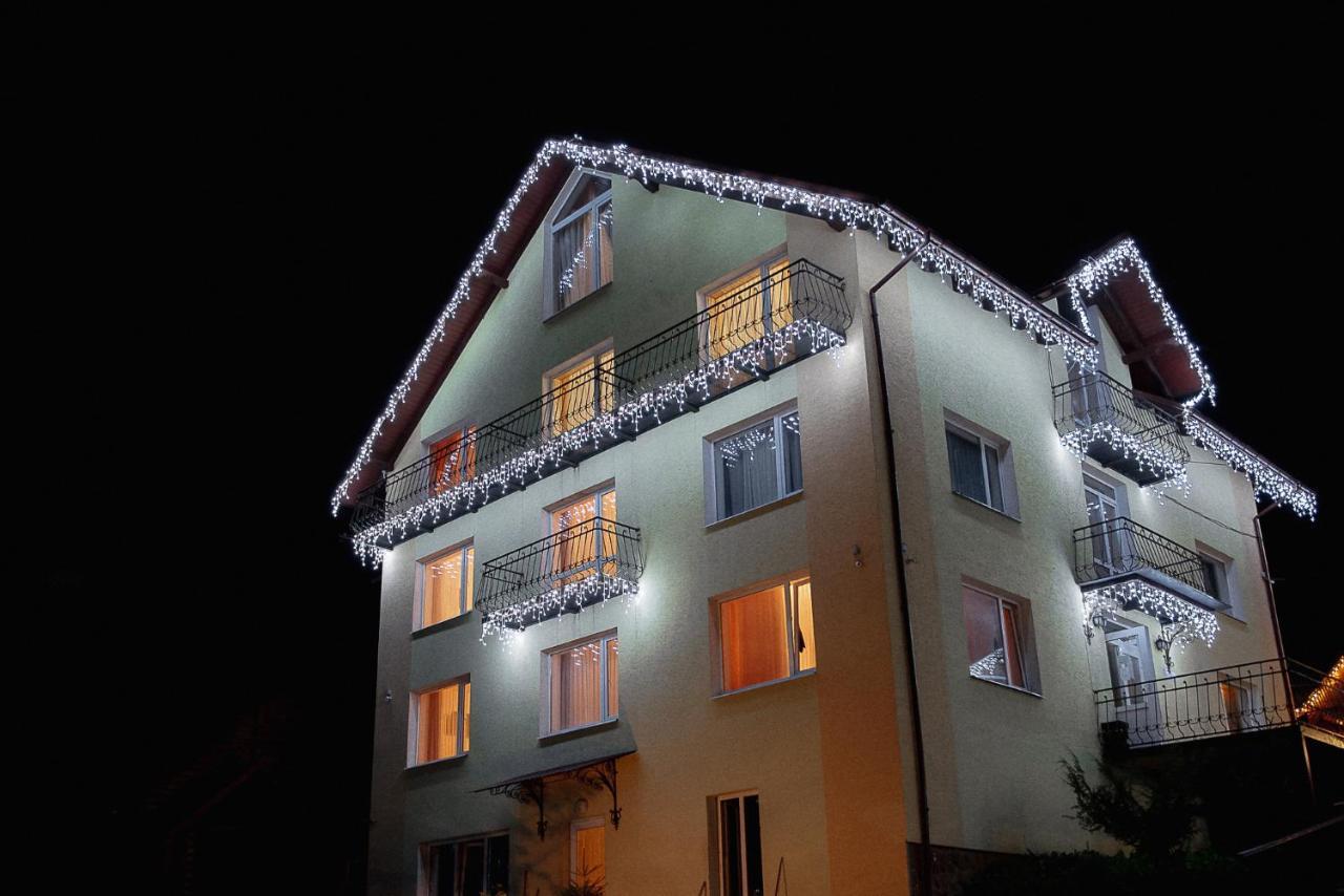 Toga Hotel Yablunytsya Bagian luar foto