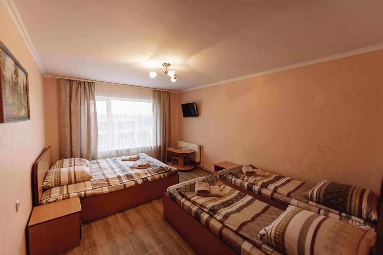 Toga Hotel Yablunytsya Bagian luar foto