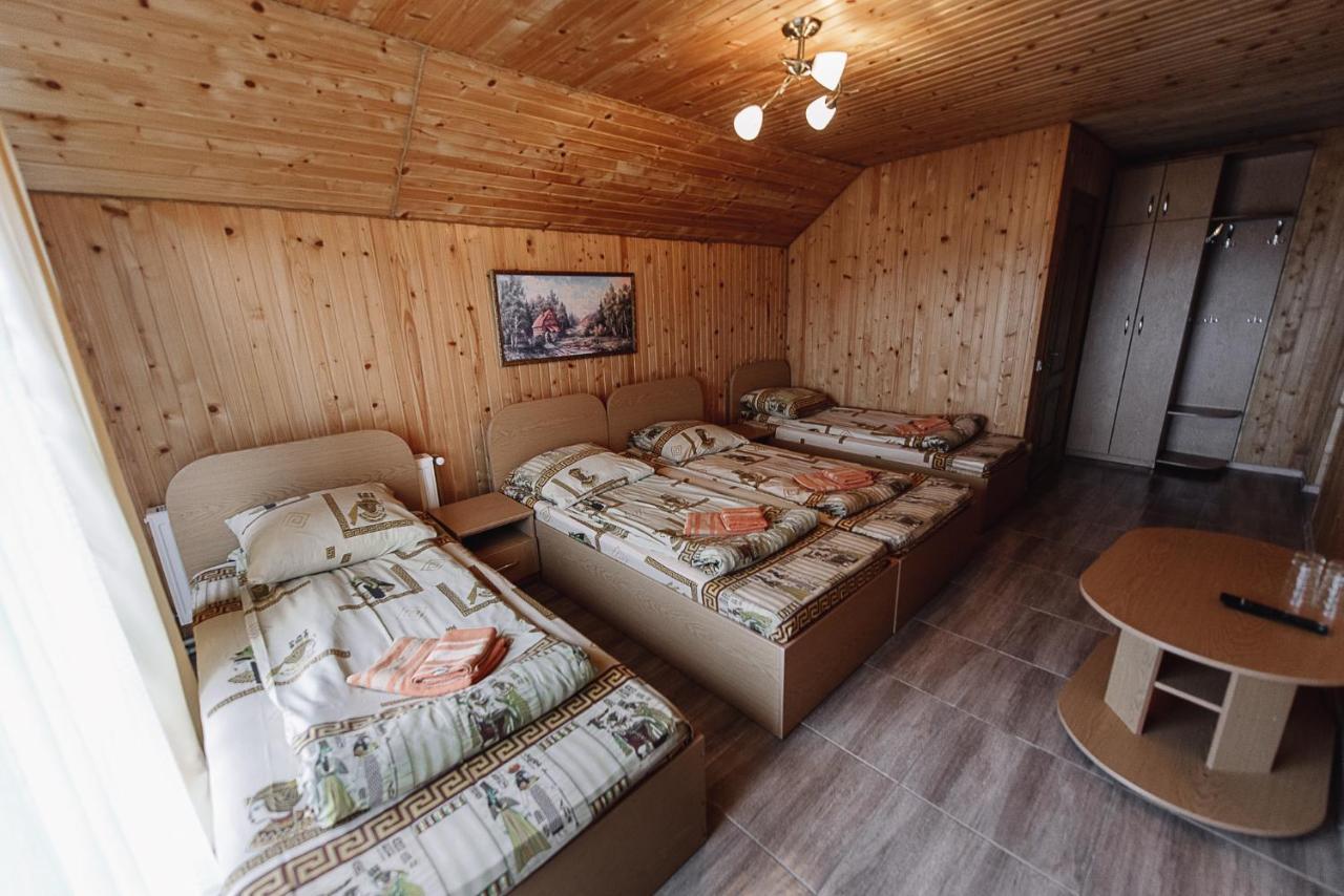 Toga Hotel Yablunytsya Bagian luar foto