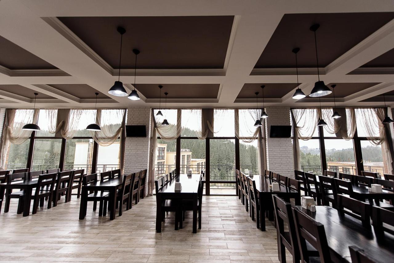 Toga Hotel Yablunytsya Bagian luar foto