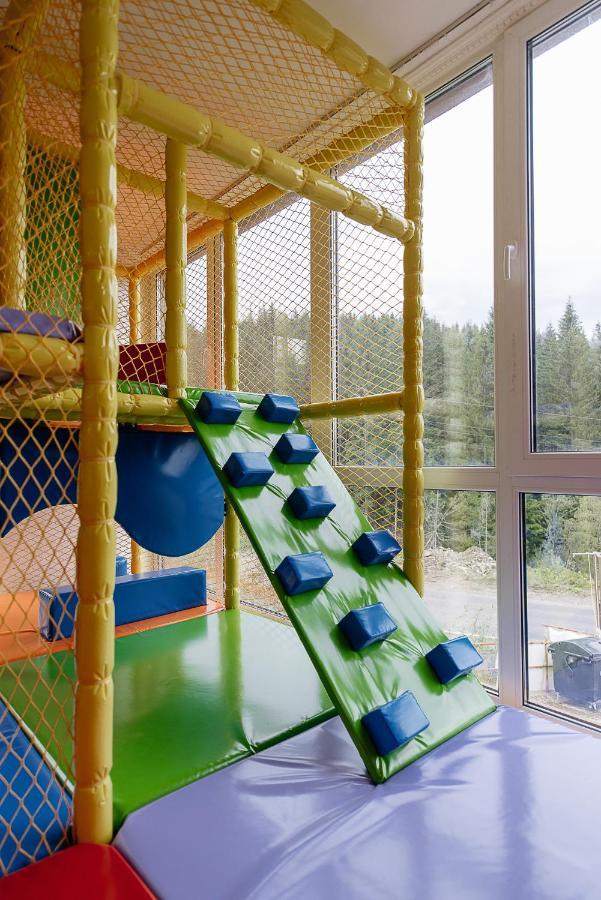 Toga Hotel Yablunytsya Bagian luar foto