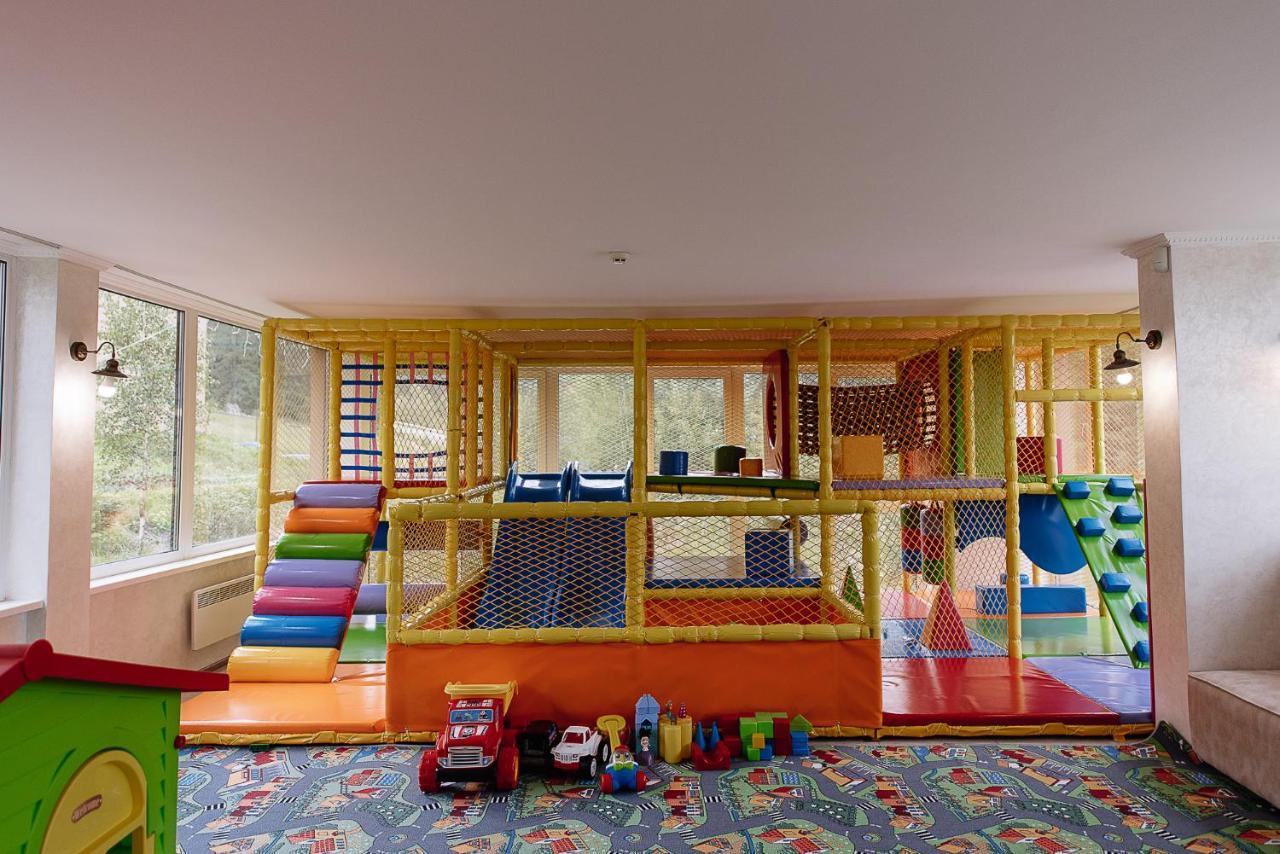 Toga Hotel Yablunytsya Bagian luar foto