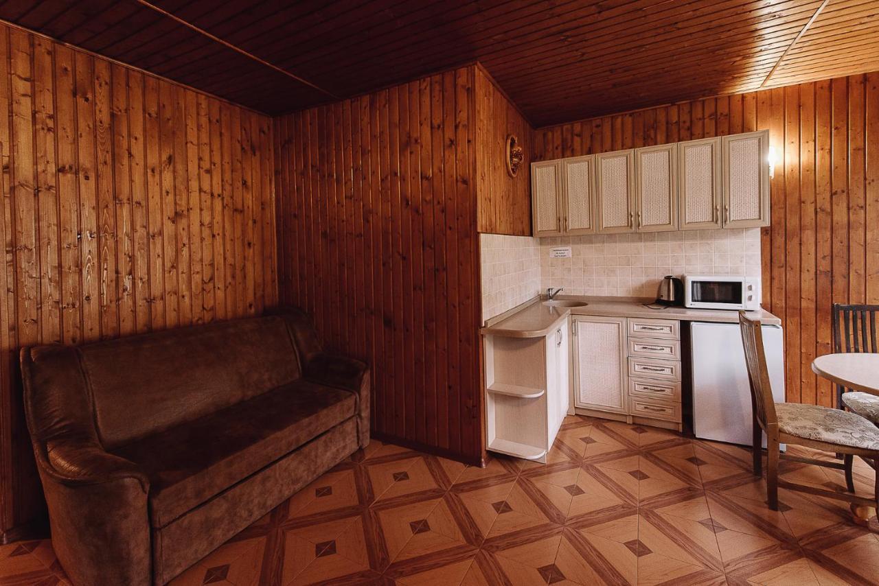 Toga Hotel Yablunytsya Bagian luar foto