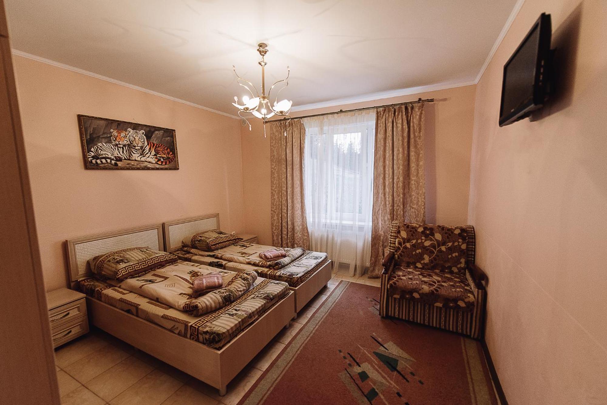 Toga Hotel Yablunytsya Bagian luar foto
