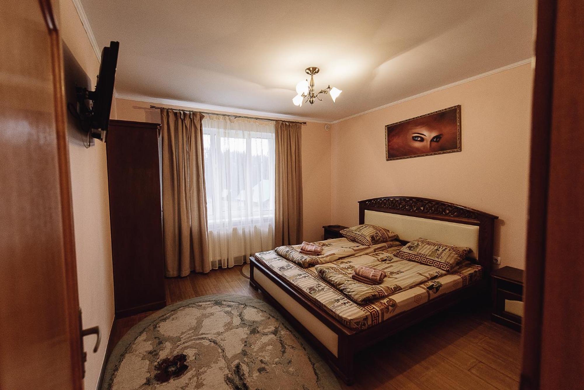 Toga Hotel Yablunytsya Bagian luar foto